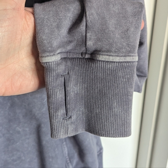 Lululemon Washed Blue Scuba Pullover Hoodie sz 10 - Picture 5 of 6